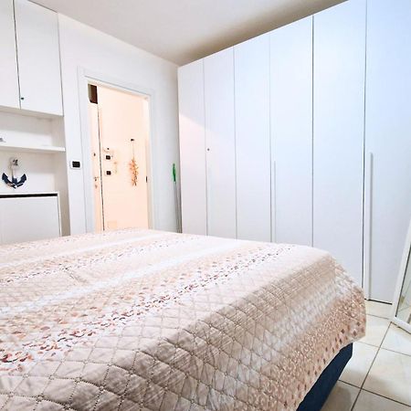 Casa Nicole A San Benedetto Del Tronto Lägenhet Exteriör bild