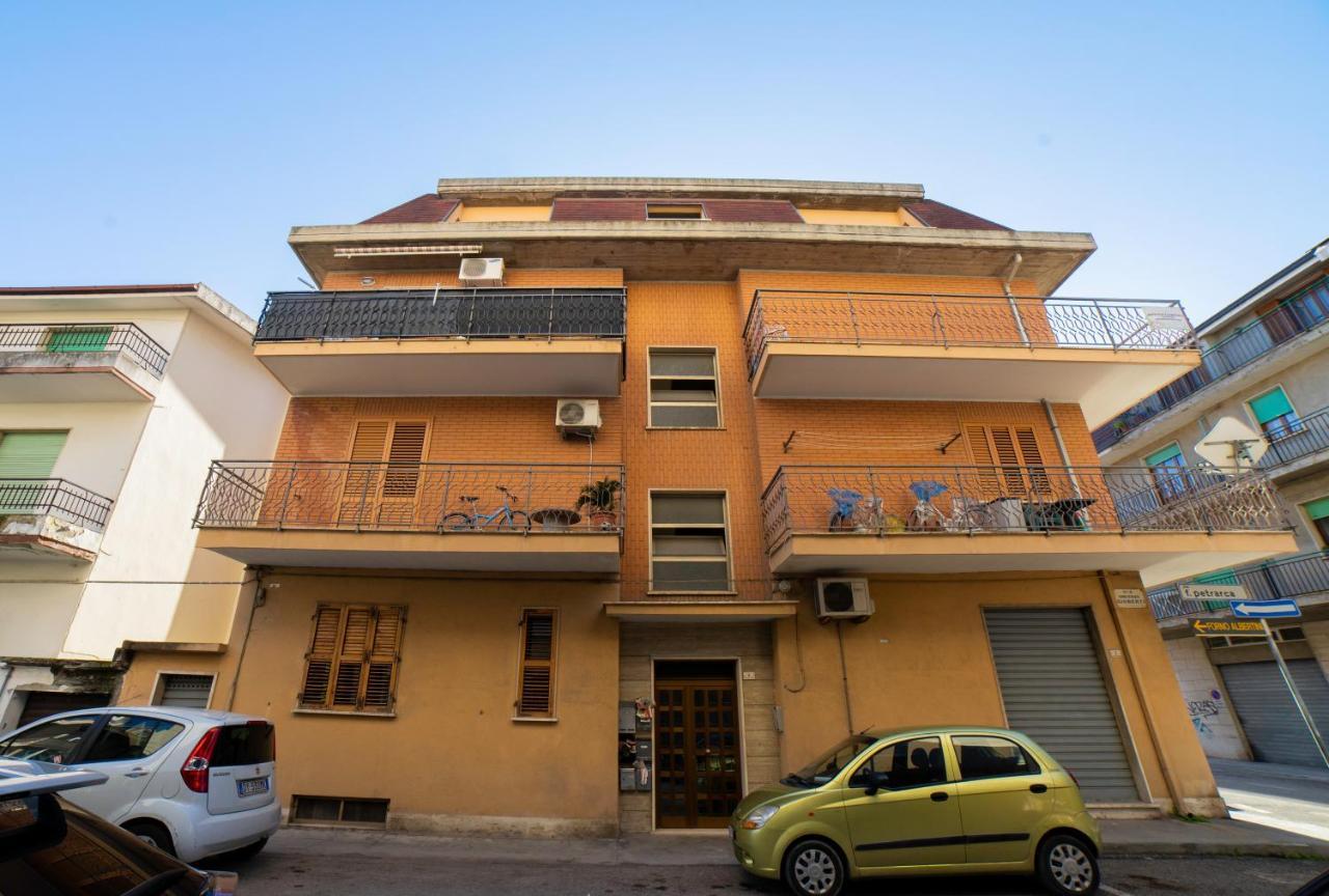 Casa Nicole A San Benedetto Del Tronto Lägenhet Exteriör bild